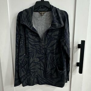 Tommy Bahama Women’s Half Zip Pullover Jacket Gray with Navy Blue leaves. Large
